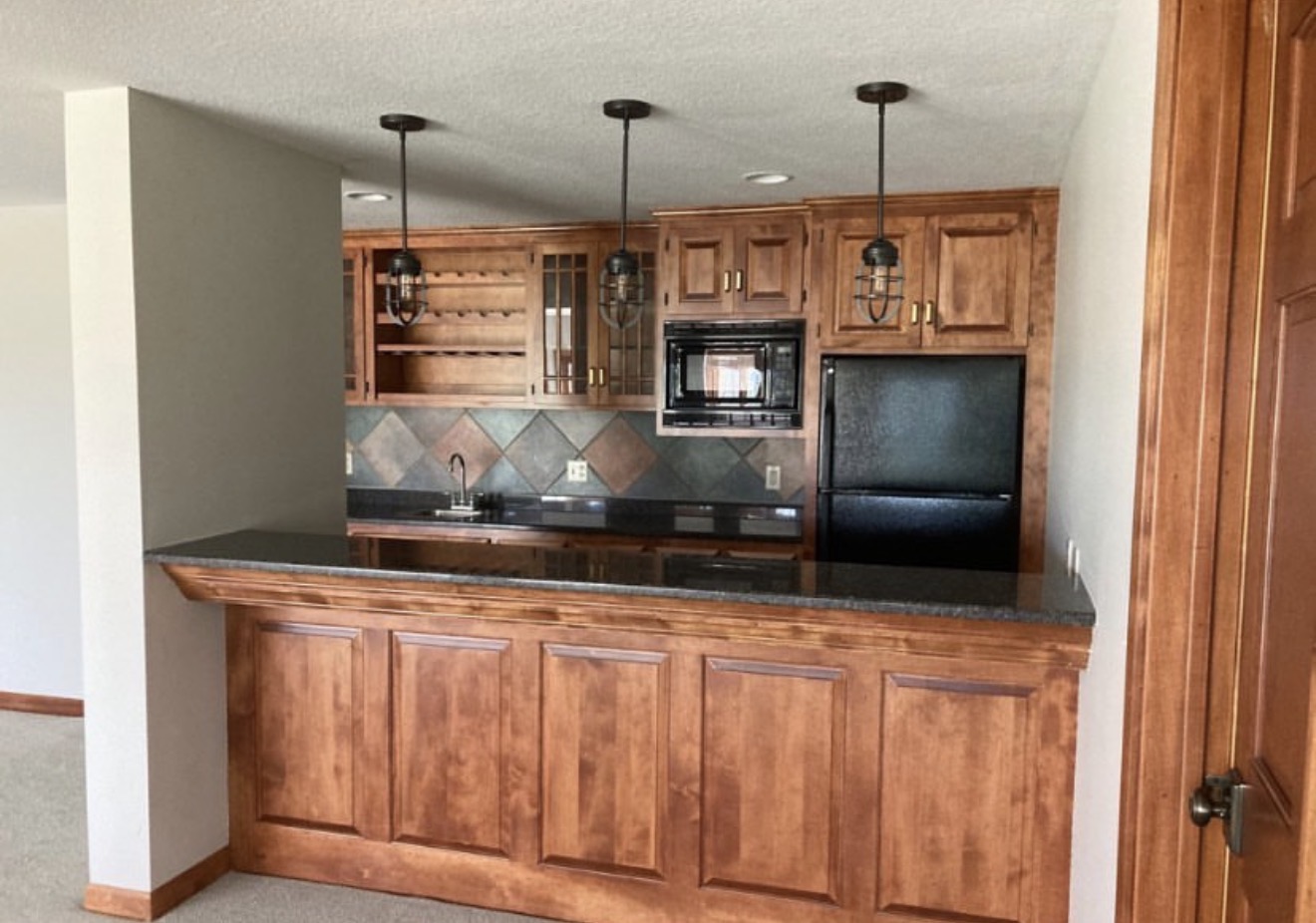 Finished Basement Wet Bar
