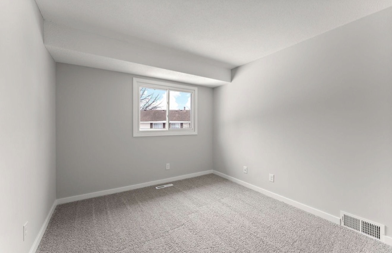 Bedroom turn with LVP flooring